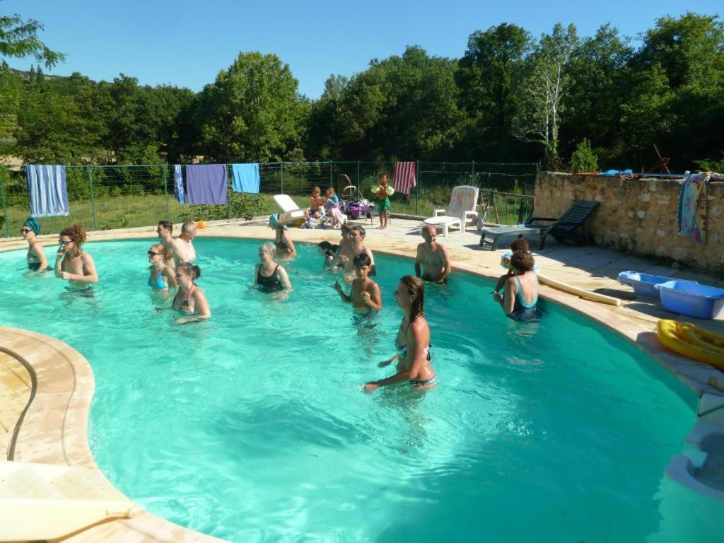 Le Val Leron Bed and Breakfast Valaurie Buitenkant foto