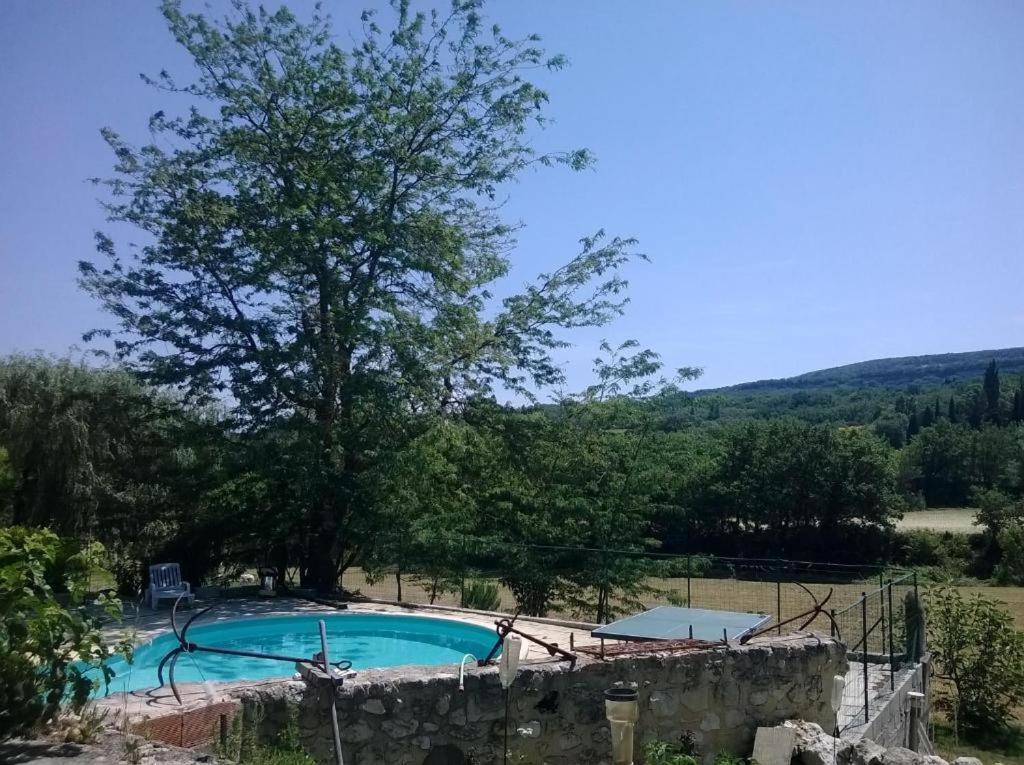 Le Val Leron Bed and Breakfast Valaurie Buitenkant foto