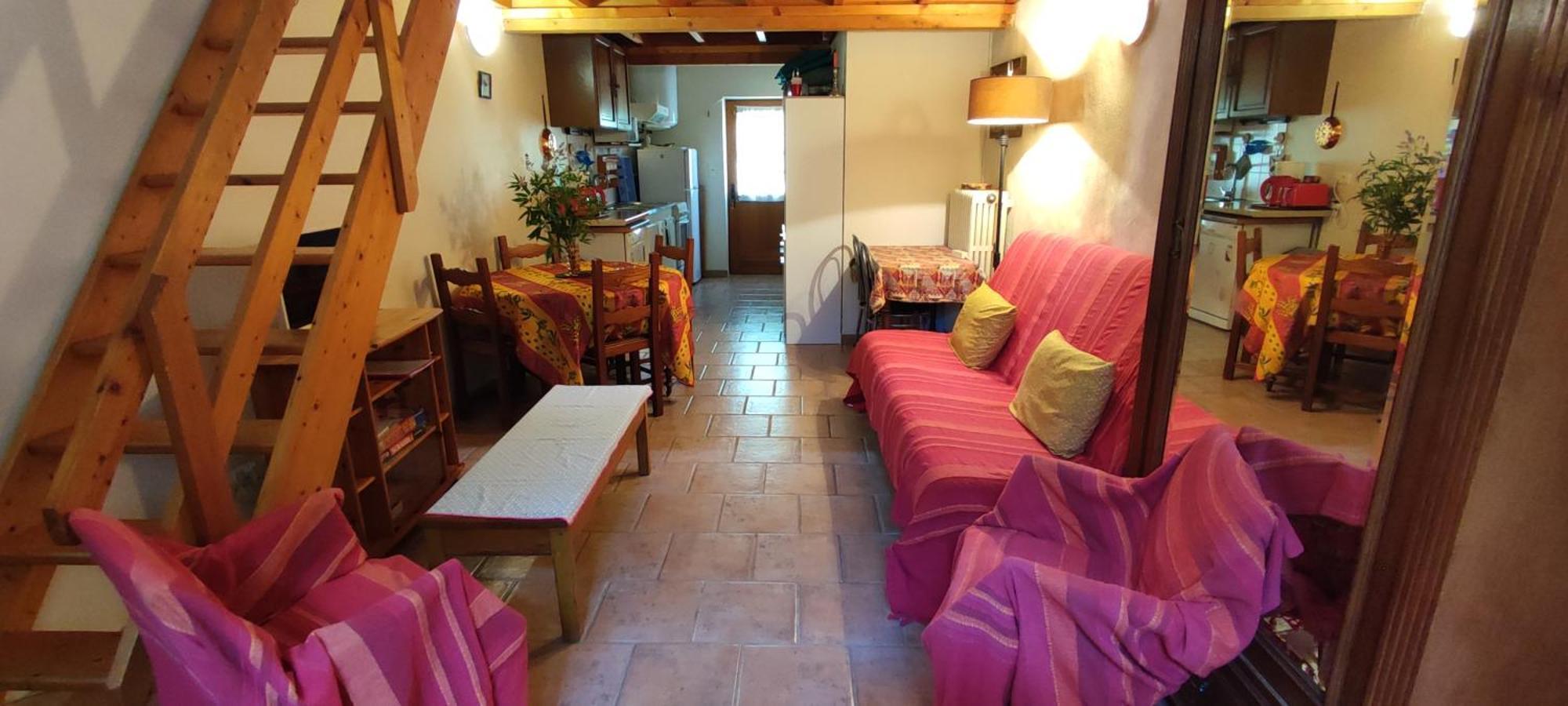 Le Val Leron Bed and Breakfast Valaurie Buitenkant foto