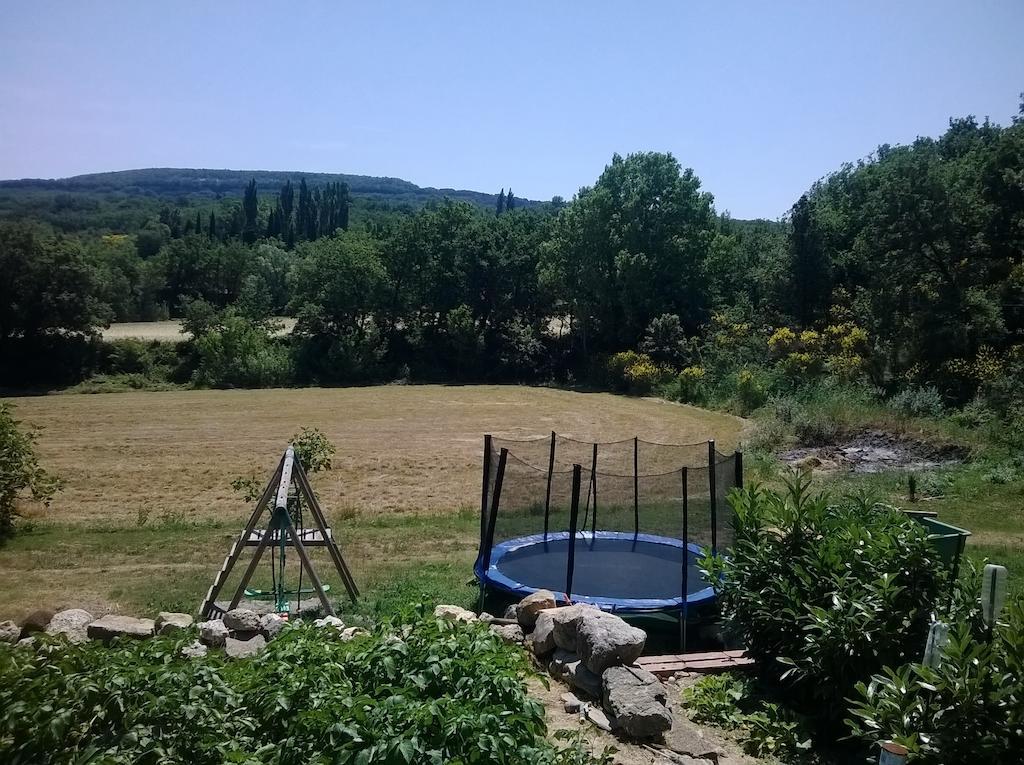 Le Val Leron Bed and Breakfast Valaurie Buitenkant foto