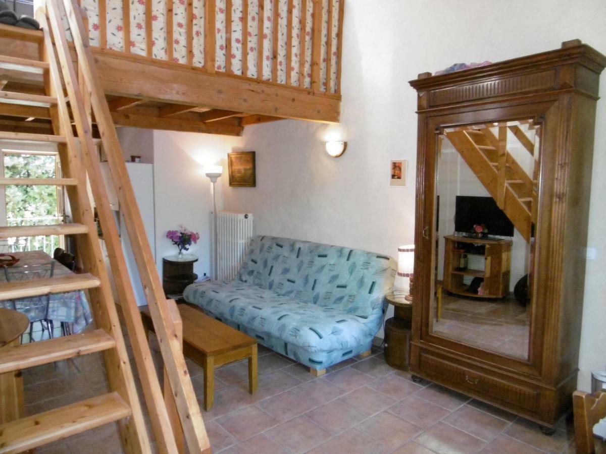 Le Val Leron Bed and Breakfast Valaurie Buitenkant foto