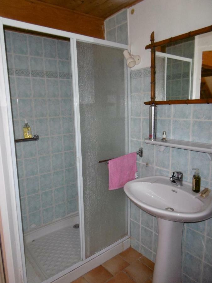 Le Val Leron Bed and Breakfast Valaurie Buitenkant foto