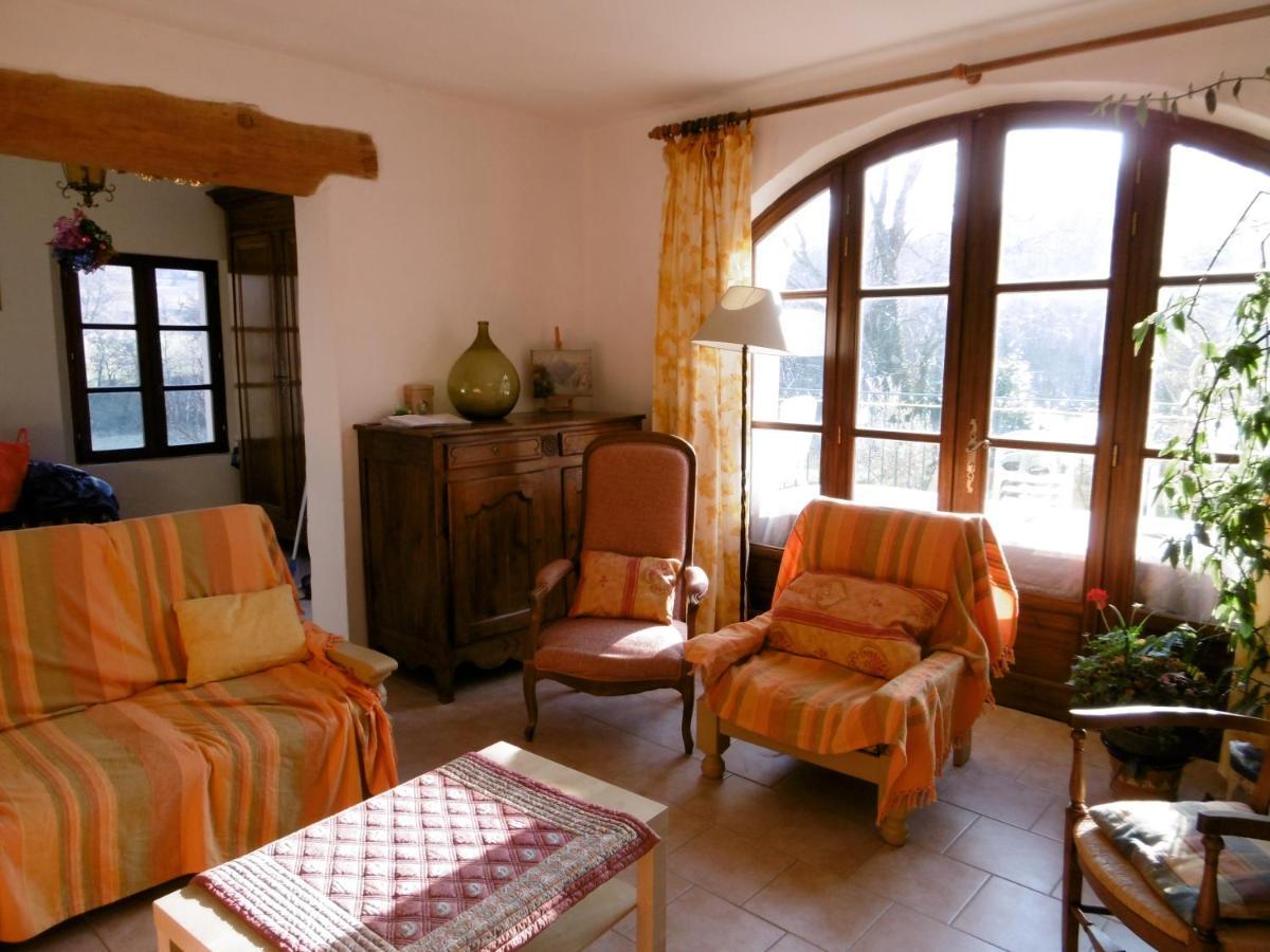 Le Val Leron Bed and Breakfast Valaurie Buitenkant foto